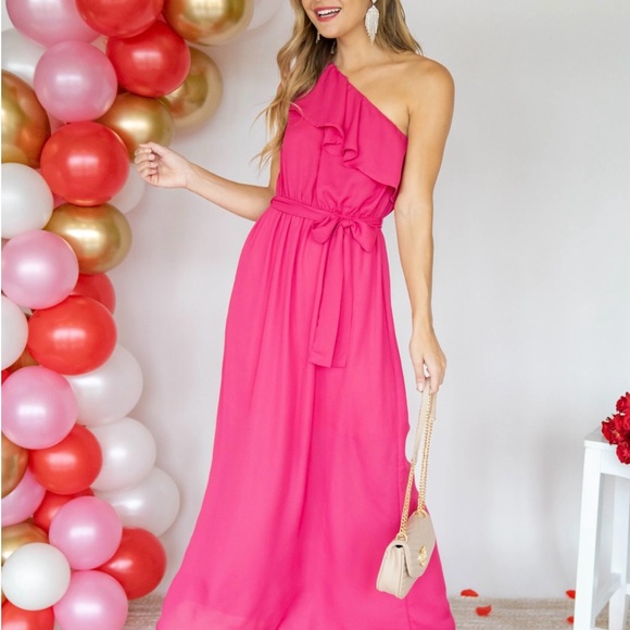 Andree by unit ONE SHOULDER RUFFLE MAXI DRESS - FUCHSIA - Picture 1 of 9